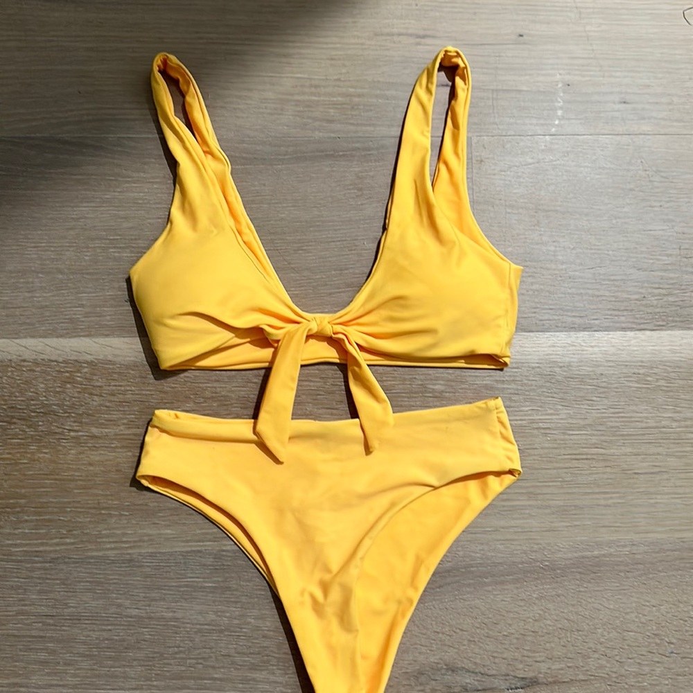Woman’s Yellow Bikini Set Size S